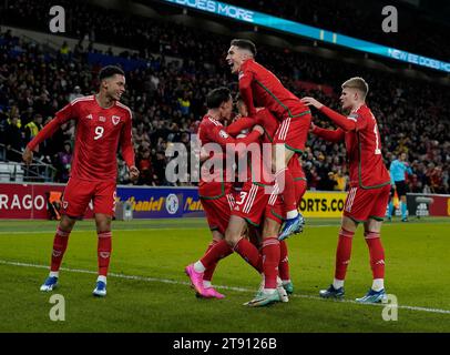 Cardiff, UK. 21st Nov, 2023. Welsh players celebrate goal during the European Qualifiers 2024 Wales v Turkiye at Cardiff City Stadium Cardiff United Kingdom on November 21 2023 Graham Glendinning/Alamy Live News Final Score: 1 - 1 Stock Photo