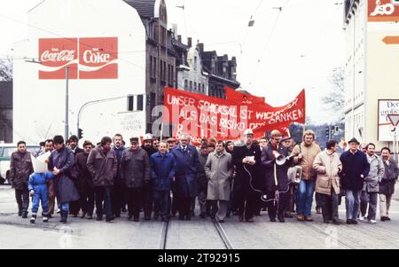 DEU, Germany: The historical slides from the 84-85 r years, Siegen. IG Metall demo on 10 October 1985 amk Stock Photo