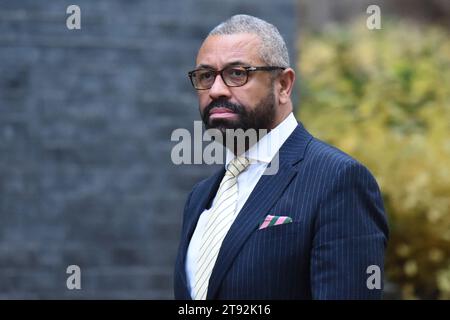 London, UK. 22nd Nov, 2023. James Cleverly Home Secretary arrives in Downing Street for a Cabinet Meeting Credit: MARTIN DALTON/Alamy Live News Stock Photo