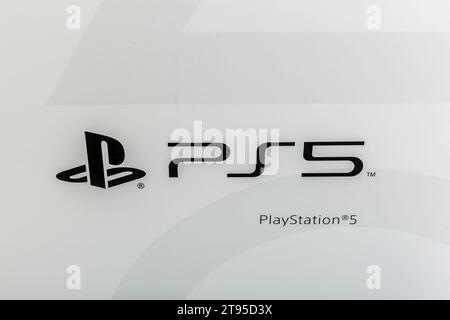 HUETTENBERG, HESSE/GERMANY - 8-04-2023: HUETTENBERG, HESSE/GERMANY - 8-04-2023: Sony Playstation 5 Play Logo with trademark sign over white background Stock Photo