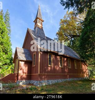 Historic Yosemite Valley Old Wooden Chapel Exterior Side View. Famous Small New England Style Church, Oldest Building in National Park, California USA Stock Photo