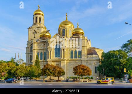 Varna, Bulgaria - September 22, 2023: View of the Dormition of the Theotokos Cathedral, with locals and visitors, Varna, Bulgaria Stock Photo