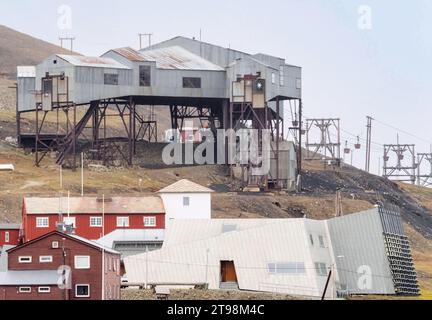 Longyearbyen, Norway. 22nd Aug, 2023. The old power station on the mountainside. The town on the main island, founded in 1906 as a mining settlement, has a nearby airport and is usually the starting point for excursions on Spitsbergen. Credit: Soeren Stache/dpa/Alamy Live News Stock Photo