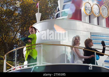 New York, United States. 23rd Nov, 2023. Disney-themed characters are interacting on a float at the 97th Macy's Thanksgiving Day Parade in New York, NY. (Photo by Erin Lefevre/NurPhoto) Credit: NurPhoto SRL/Alamy Live News Stock Photo