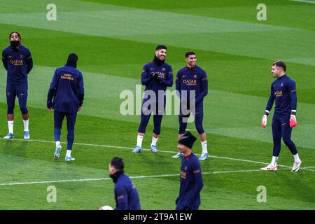 Poissy, France. 23rd Nov, 2023. Carlos Soler, Achraf Hakimi, Arnau Tenas during a training session at Paris Saint-Germain's campus in Poissy, west of Paris, France on November 23, 2023, on the eve of the L1 football match against Monaco. Photo by Alexis Jumeau/ABACAPRESS.COM Credit: Abaca Press/Alamy Live News Stock Photo