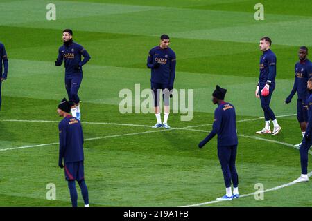 Poissy, France. 23rd Nov, 2023. Carlos Soler, Achraf Hakimi, Arnau Tenas during a training session at Paris Saint-Germain's campus in Poissy, west of Paris, France on November 23, 2023, on the eve of the L1 football match against Monaco. Photo by Alexis Jumeau/ABACAPRESS.COM Credit: Abaca Press/Alamy Live News Stock Photo