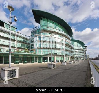 Riverside apartments on the north bank of the river Thames at Wapping, London, England. Stock Photo