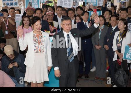Taiwan's Taiwan People's Party (TPP) presidential candidate Ko Wen-je ...