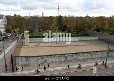 Berlin, Germany - November 02, 2022: People near Berlin Wall Memorial (Gedenkstätte Berliner Mauer). Stock Photo