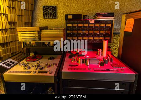 At Third Man Mastering, the music tracks are mixed and produced as blanks for the record press. Production site of the record label Third Man Records / Third Man Pressing in Detroit, United States. Third Man Pressing's vinyl manufacturing plant is located in Detroit's Cass Corridor. Stock Photo