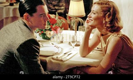 THE AVIATOR 2004  Miramax Films production with Leonardo DiCaprio and Cate Blanchett Stock Photo