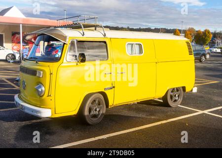 yellow-vintage-volkswagen-type