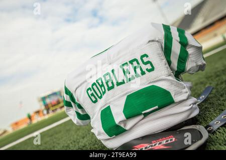 Iowa Colony, Texas, USA. 24th Nov, 2023. Jasper Bulldogs head coach ...