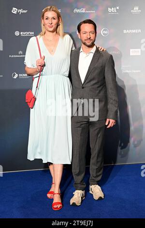 Andrea GERHARD, Schauspielerin, und David BEHLE, Roter Teppich, Red ...