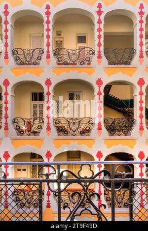 Budapest, Szenes Haus, Wohnhaus Thököly ut 46, István Nagy 1905-1906 // Budapest, Szenes House, Apartment House Thököly ut 46, István Nagy 1905-1906 Stock Photo