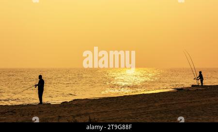 RAS TANURA beach in Jubail, Saudi Arabia, is a popular destination for fishing enthusiast. Many Locals and Visitors enjoy fishing at RAS TANURA beach Stock Photo