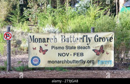 Pismo Beach, CA - Dec 18, 2022: Sign at Pismo State Beach Monarch Butterfly Grove. Eucalyptus tree–filled grove with thousands of monarch butteries in Stock Photo