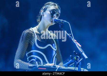 The french artist Pomme plays live at Forest National | La chanteuse et artiste francaise Pomme en concert a Forest National. Stock Photo