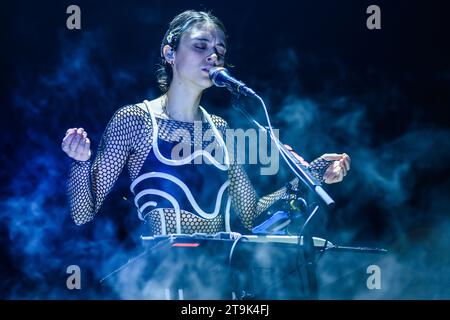 The french artist Pomme plays live at Forest National | La chanteuse et artiste francaise Pomme en concert a Forest National. Stock Photo