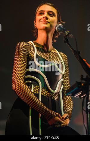 The french artist Pomme plays live at Forest National | La chanteuse et artiste francaise Pomme en concert a Forest National. Stock Photo