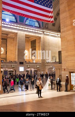 married in the grand central hall, NYC, USA Stock Photo
