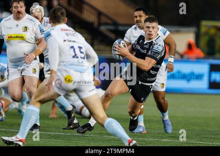 Newcastle, UK. 20th Oct, 2023. Jamie Blamire of Newcastle Falcons looks to attack during the Gallagher Premiership match between Newcastle Falcons and Exeter Chiefs at Kingston Park, Newcastle on Sunday 26th November 2023. (Photo: Chris Lishman | MI News) Credit: MI News & Sport /Alamy Live News Stock Photo