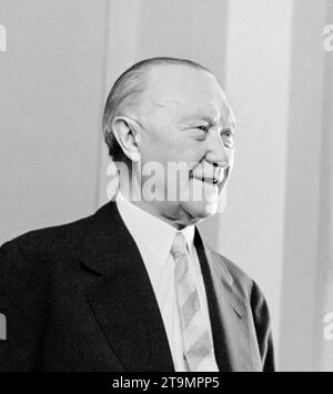 Konrad Adenauer. Portrait of the first Chancellor of the Federal Rebuplic of Germany, Konrad Hermann Joseph Adenauer (1876-1967) in the White House in 1959 Stock Photo