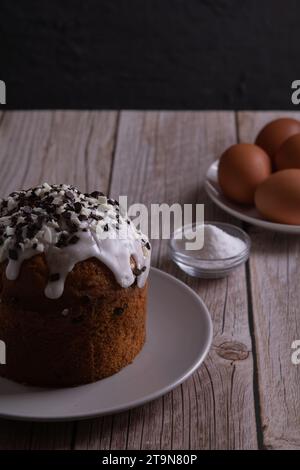 kulich, icing, cake, photography, homemade, easter, egg, food, spring, holiday, bread, traditional, delicious, glazed, object, recipe, nobody, space, Stock Photo
