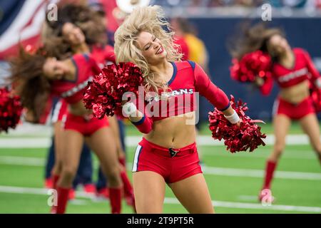 Houston, Texas, USA. Houston, TX, USA. 26th Nov, 2023. The Houston Texans Cheerleaders perform during a game between the Jacksonville Jaguars and the Houston Texans in Houston, TX. Trask Smith/CSM/Alamy Live News Credit: Cal Sport Media/Alamy Live News Stock Photo