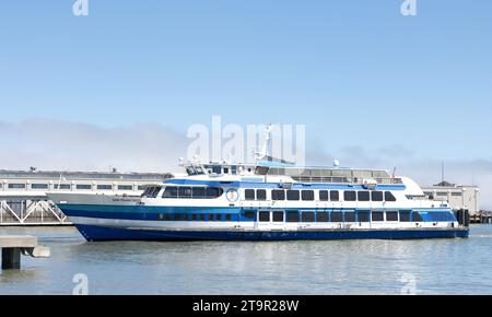 San Francisco, CA - July 13, 2023:   Golden Gate Ferry docked at the terminal. offers cruises with dramatic views of the Golden Gate Bridge, Alcatraz, Stock Photo