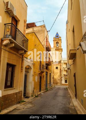 Typical Islamic urban layout of the so-called Kasbah in the old town of Mazara del Vallo - Sicily, Italy Stock Photo