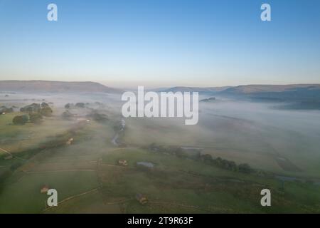 Early morning mist over the countryside near Hawes in the Yorkshire Dales National Park, UK. Stock Photo