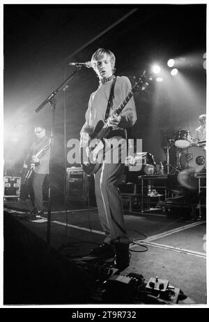 BECK, SINGER, 1997: Beck plays a one-off gig at Cardiff University to publicise the Odelay album on 3 March, 1997. The star only played two dates in the UK on this visit. The concert featured an incredible extended guitar battle with Beck on guitar and a champion scratch DJ manipulating a guitar chord on the decks. Photo: Rob Watkins Stock Photo