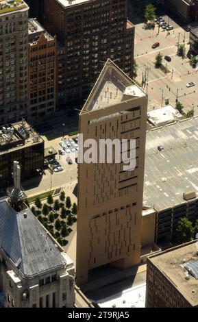 Chicago, USA - June 04, 2018: Top view on the Metropolitan Correctional Center, Chicago (MCC Chicago, Federal Bureau of Prisons) is a United States fe Stock Photo