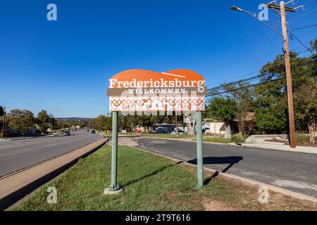 Fredericksburg, USA - November 1, 2023: welcome sign in Fredericksburg with german text willkommen for welcome. Stock Photo