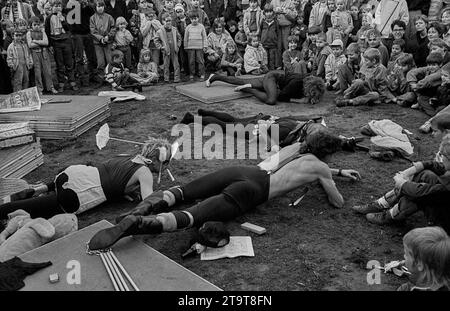 Walpurgis DDR, Berlin, 30.04.1990, 1. Walpurgisnacht auf dem Kollwitzplatz, Theateraufführung, Â *** Walpurgis GDR, Berlin, 30 04 1990, 1 Walpurgis Night on Kollwitzplatz, theater performance, Â Stock Photo