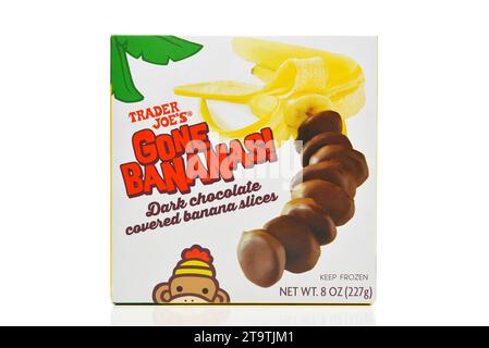 chocolate covered bananas trader joes