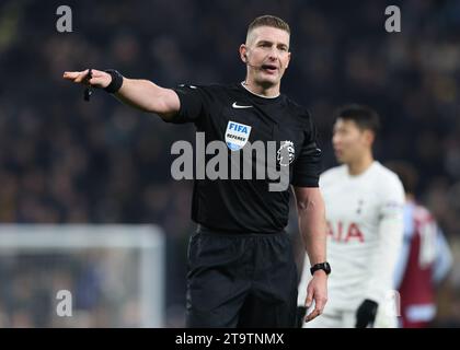 London, UK. 26th Nov, 2023. Referee Robert Jones during the Premier League match at the Tottenham Hotspur Stadium, London. Picture credit should read: Paul Terry/Sportimage Credit: Sportimage Ltd/Alamy Live News Stock Photo