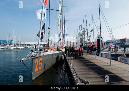 SAILING - VENDEE GLOBLE 2012-2013 - AMBIANCE PRE-START - LES SABLES D'OLONNE (FRA) - 24/10/2012 - PHOTO OLIVIER BLANCHET / DPPI - AMBIANCE PONTONS - Stock Photo