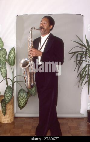 Posed portrait of the late jazz composer and tenor saxophonist Frank Lowe taken in Brooklyn, New York in 1983. Stock Photo