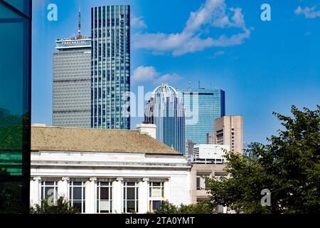 View looking from the Museum of Fine Art towards some high-rise-towers in Boston Stock Photo