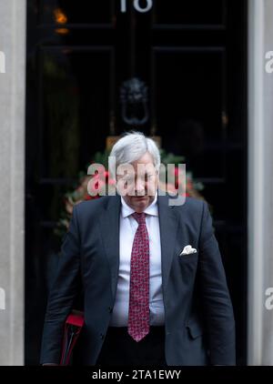 Downing Street, London, UK. 28th Nov, 2023. Lord True, Leader of the House of Lords, Lord Privy Seal in Downing Street after weekly cabinet meeting. Credit: Malcolm Park/Alamy Live News Stock Photo