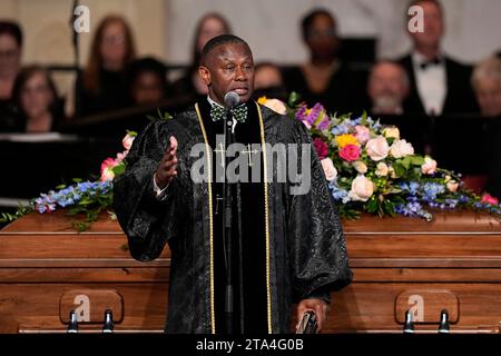 Atlanta, United States. 28th Nov, 2023. Pastor Tony Lowden speaks at a tribute service for former first lady Rosalynn Carter at Glenn Memorial Church at Emory University on Tuesday, November 28, 2023, in Atlanta, Georgia. Pool Photo by Brynn Anderson/UPI Credit: UPI/Alamy Live News Stock Photo