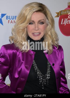 November 28, 2023, Beverly Hills, California, United States: Donna Mills attends the Gift of a Lifetime/Blue Star Families Charity Event. (Credit Image: © Billy Bennight/ZUMA Press Wire) EDITORIAL USAGE ONLY! Not for Commercial USAGE! Stock Photo