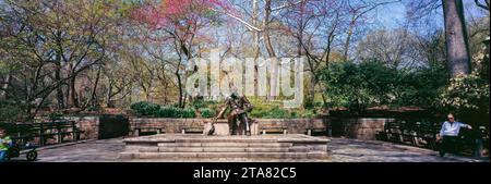 Hans Christian Andersen statue in Central Park, New York City, NY, USA Stock Photo