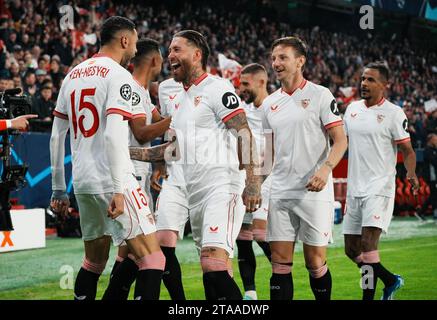 Seville, Spain. 29th Nov, 2023. Sevilla's players celebrate a goal during the UEFA Champions League Group B match between Sevilla FC and PSV Eindhoven in Seville, Spain, on Nov. 29, 2023. Credit: Zhang Yuheng/Xinhua/Alamy Live News Stock Photo