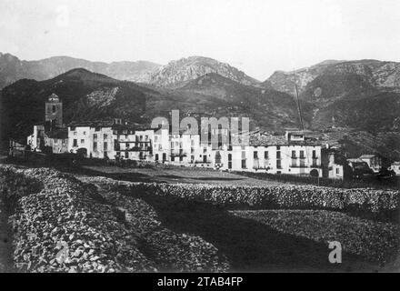 Vista general de Sant Llorenç de Morunys i les muntanyes al fons. Stock Photo