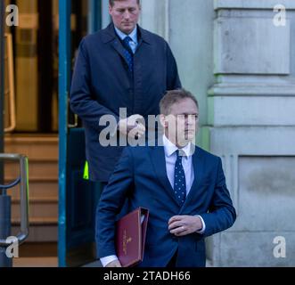 London, UK. 30th Nov 2023 Grant Shapps Defence Secretary was seen leaveing cabinet office Credit: Richard Lincoln/Alamy Live News Stock Photo