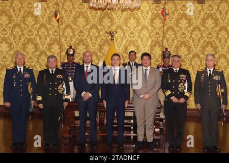 NOBOA-POSESION-ALTO-MANDO-MILITAR Quito, jueves 30 de noviembre del 2023 Presidente de la Republica Daniel Noboa Azin, posesiona al nuevo alto mando Militar, en el Palacio de Carondelet. Fotos:Rolando Enriquez/API Quito Pichincha Ecuador POL-NOBOA-POSESION-ALTO-MANDO-MILITAR-ecd1553b4fab9ab054db0e36e96ecba7 *** NOBOA POSSESSION HIGH MILITARY COMMAND Quito, Thursday, November 30, 2023 President of the Republic Daniel Noboa Azin, inaugurates the new high military command, at the Carondelet Palace Photos Rolando Enriquez API Quito Pichincha Ecuador POL NOBOA POSSESSION HIGH MILITARY COMMAND ecd15 Stock Photo