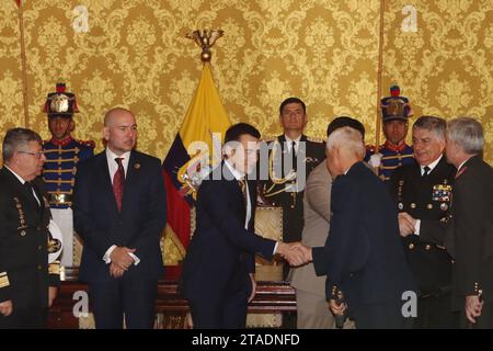 NOBOA-POSESION-ALTO-MANDO-MILITAR Quito, jueves 30 de noviembre del 2023 Presidente de la Republica Daniel Noboa Azin, posesiona al nuevo alto mando Militar, en el Palacio de Carondelet. Fotos:Rolando Enriquez/API Quito Pichincha Ecuador POL-NOBOA-POSESION-ALTO-MANDO-MILITAR-15094df2dae45cbaa1408418adfed38b *** NOBOA POSSESSION HIGH MILITARY COMMAND Quito, Thursday, November 30, 2023 President of the Republic Daniel Noboa Azin, inaugurates the new high military command, at the Carondelet Palace Photos Rolando Enriquez API Quito Pichincha Ecuador POL NOBOA POSSESSION HIGH MILITARY COMMAND 15094 Stock Photo